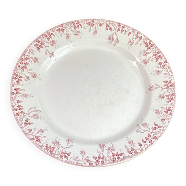 Plat rond en terre de fer — Beyit