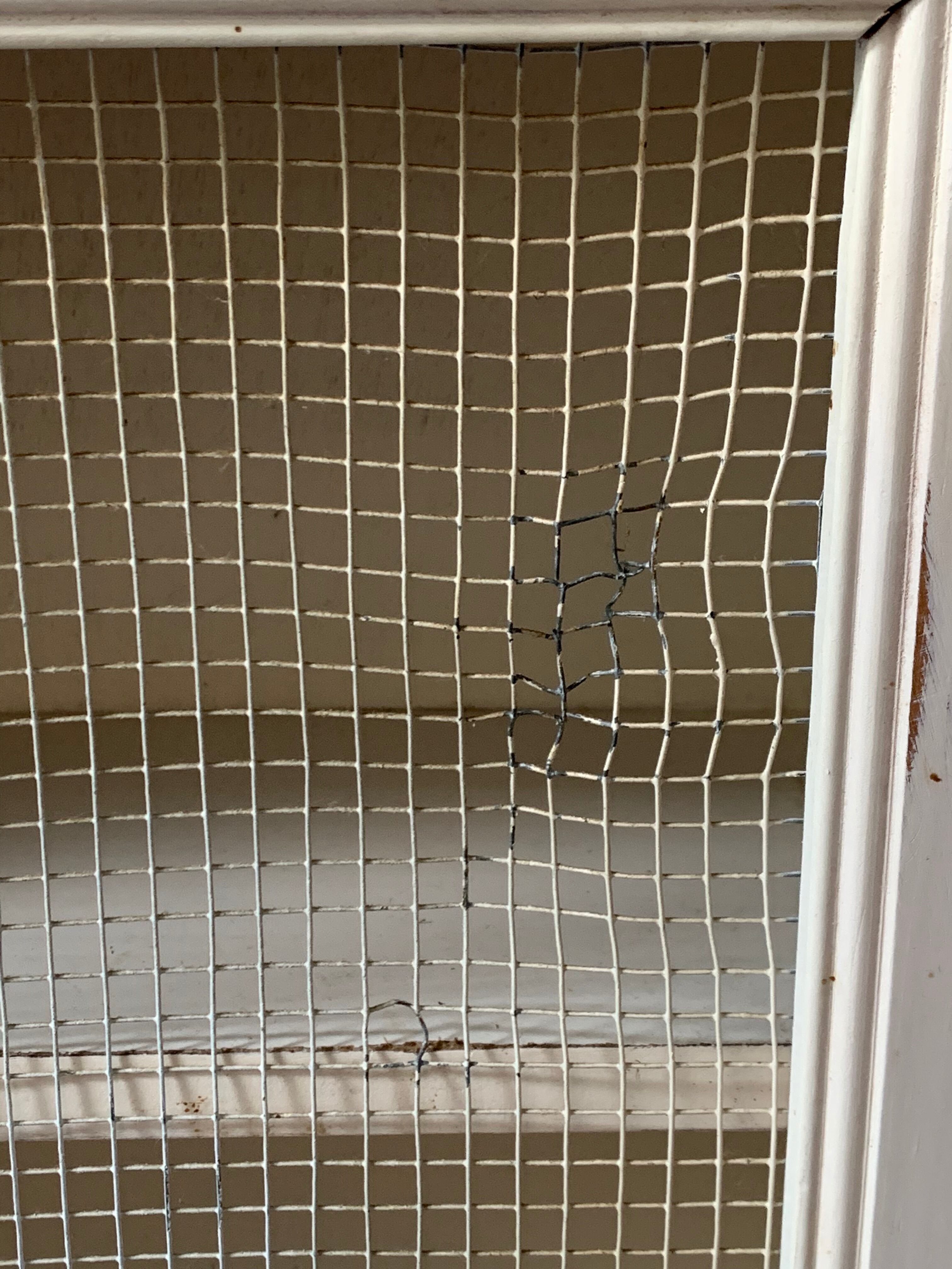 Hanging cabinet