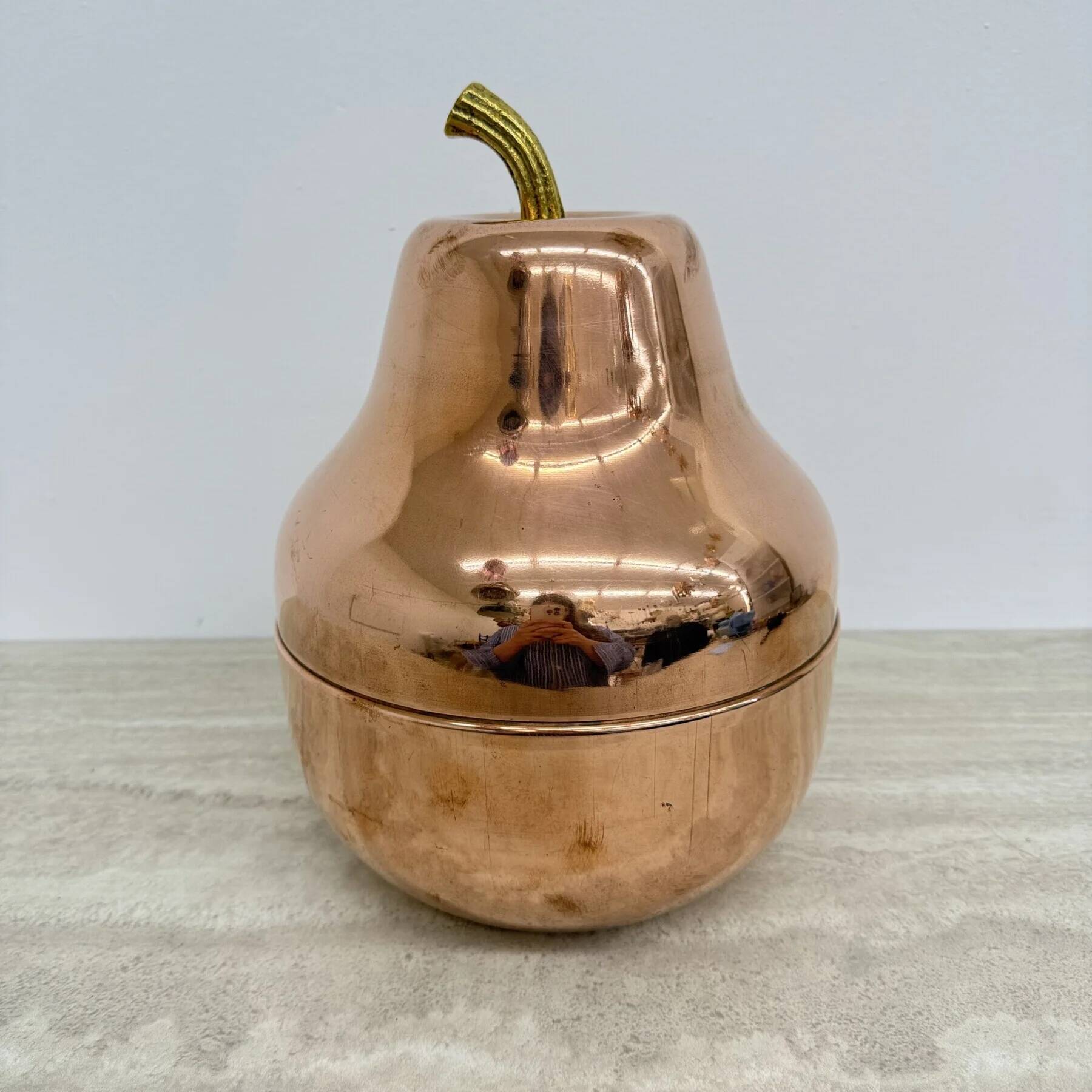 Vintage Raymor large pear-shaped copper champagne and wine cooler, Italy 1970s