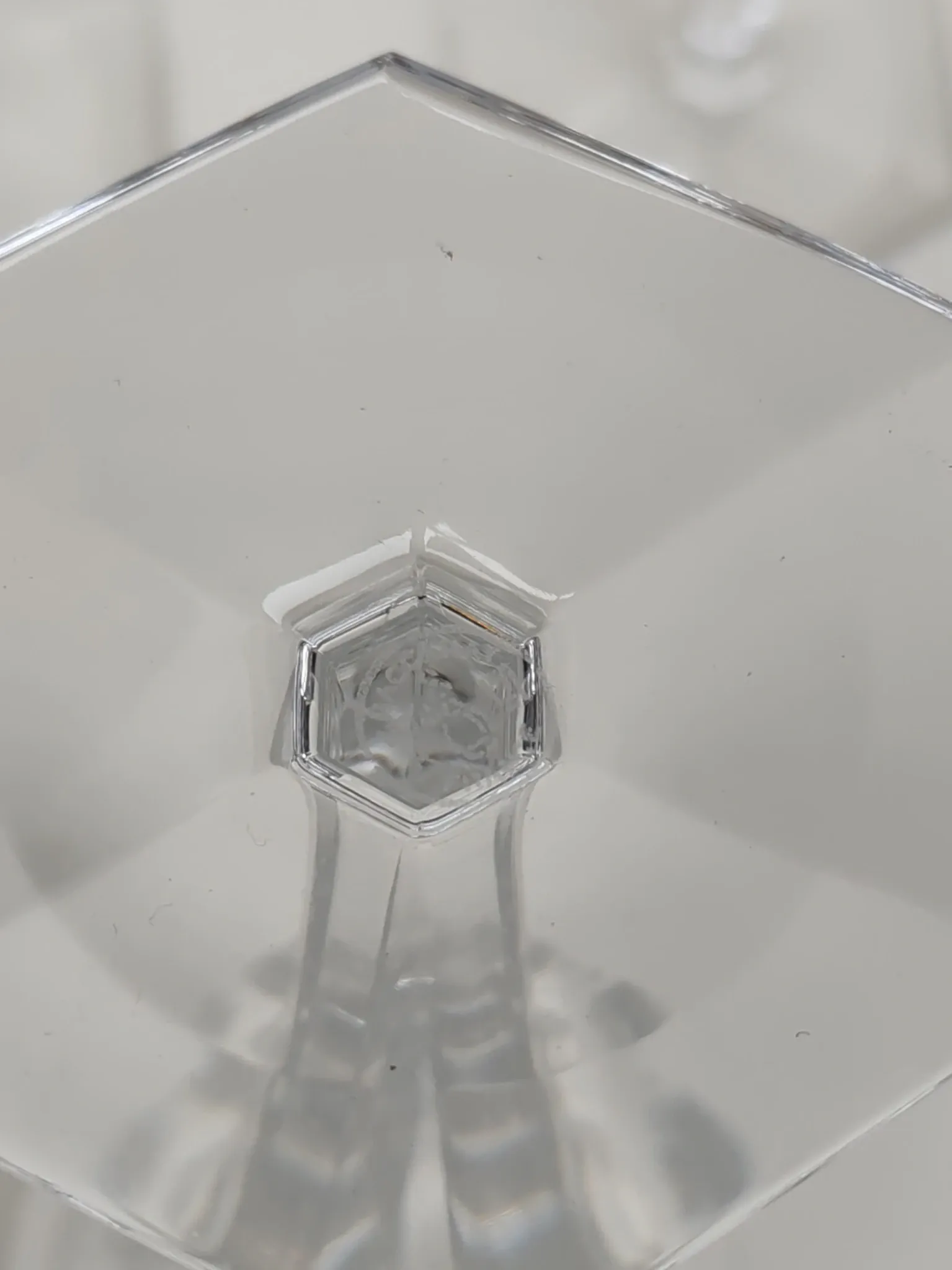 3 crystal glasses from Baccarat, Malmaison model. 17.5 cm.