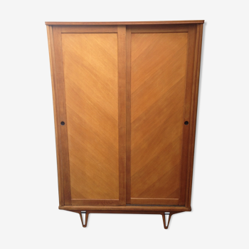 Armoire portes coulissantes