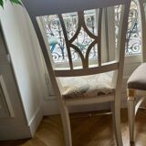 Lot de deux chaises en bois