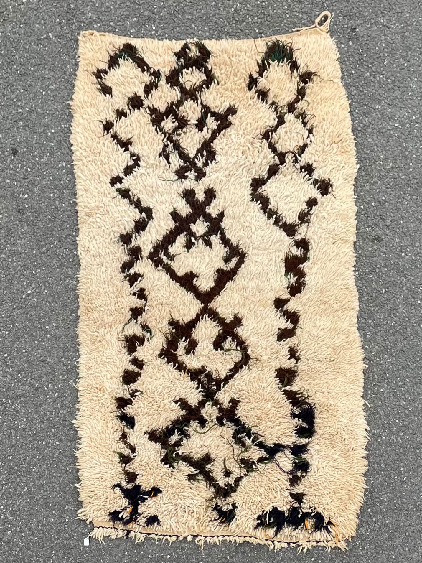 Carpet berbere beni ouarain modern 105x210 cm