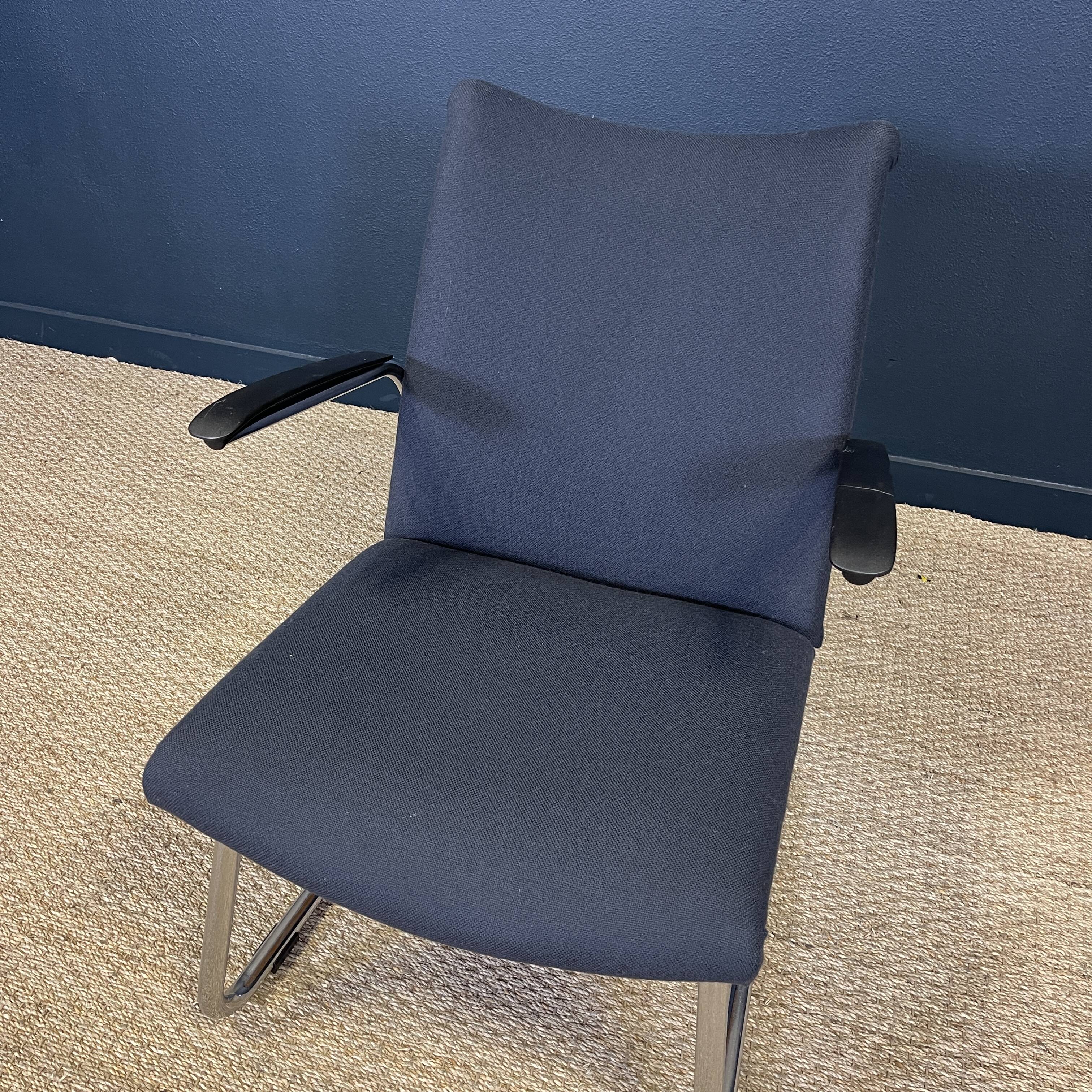 Pair of 2 Cantilever armchairs by Toon de Wit