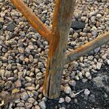 Rattan and chestnut living room