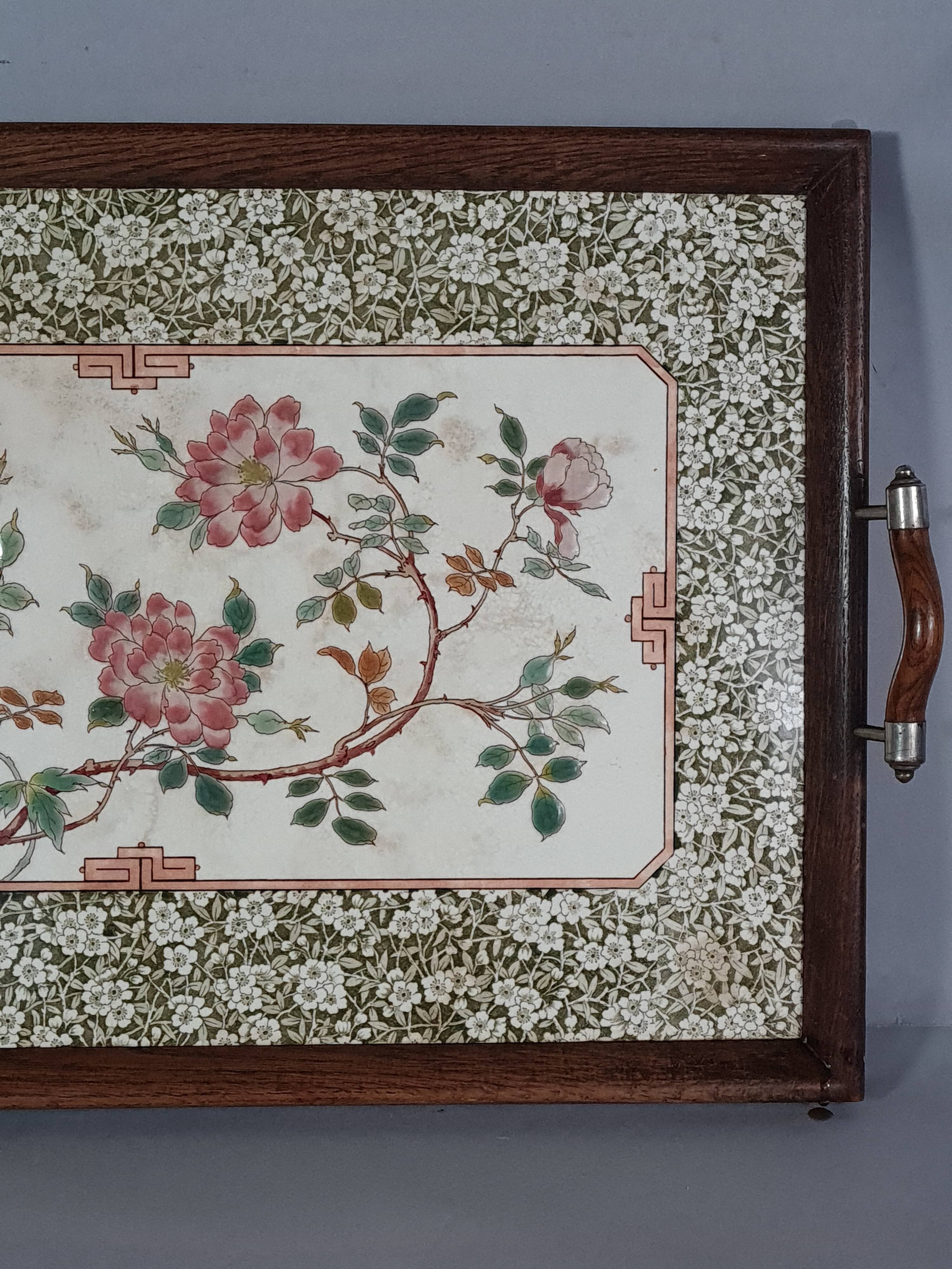 Ancien plateau de service faïence émaillée floral  & bois 1900 57x35 cm C99