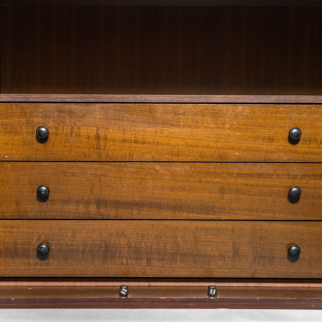 Wooden wardrobe cabinet design 70s vintage modernariato