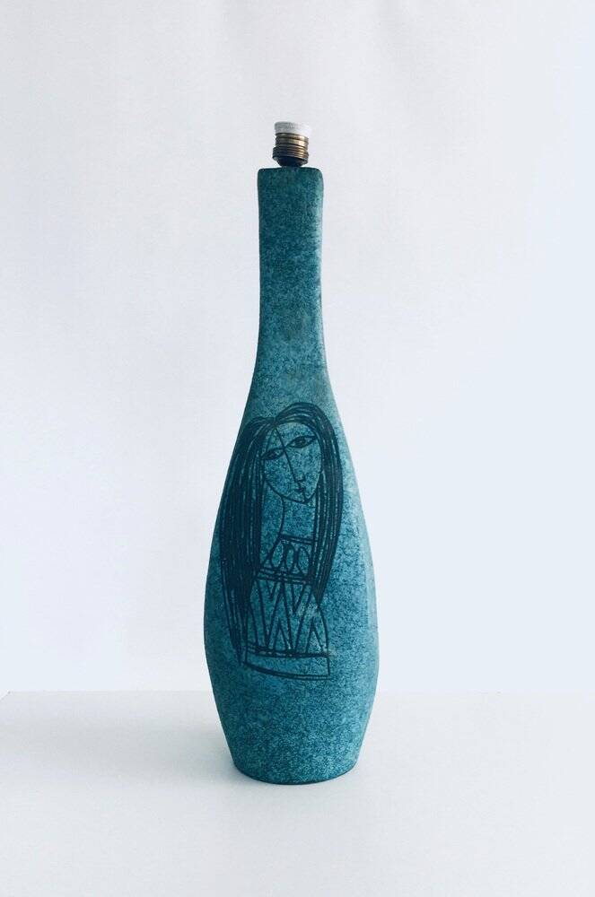Art ceramics sgraffito table lamp attributed to Alvino Bagni for Raymor, Italy, 1960s.