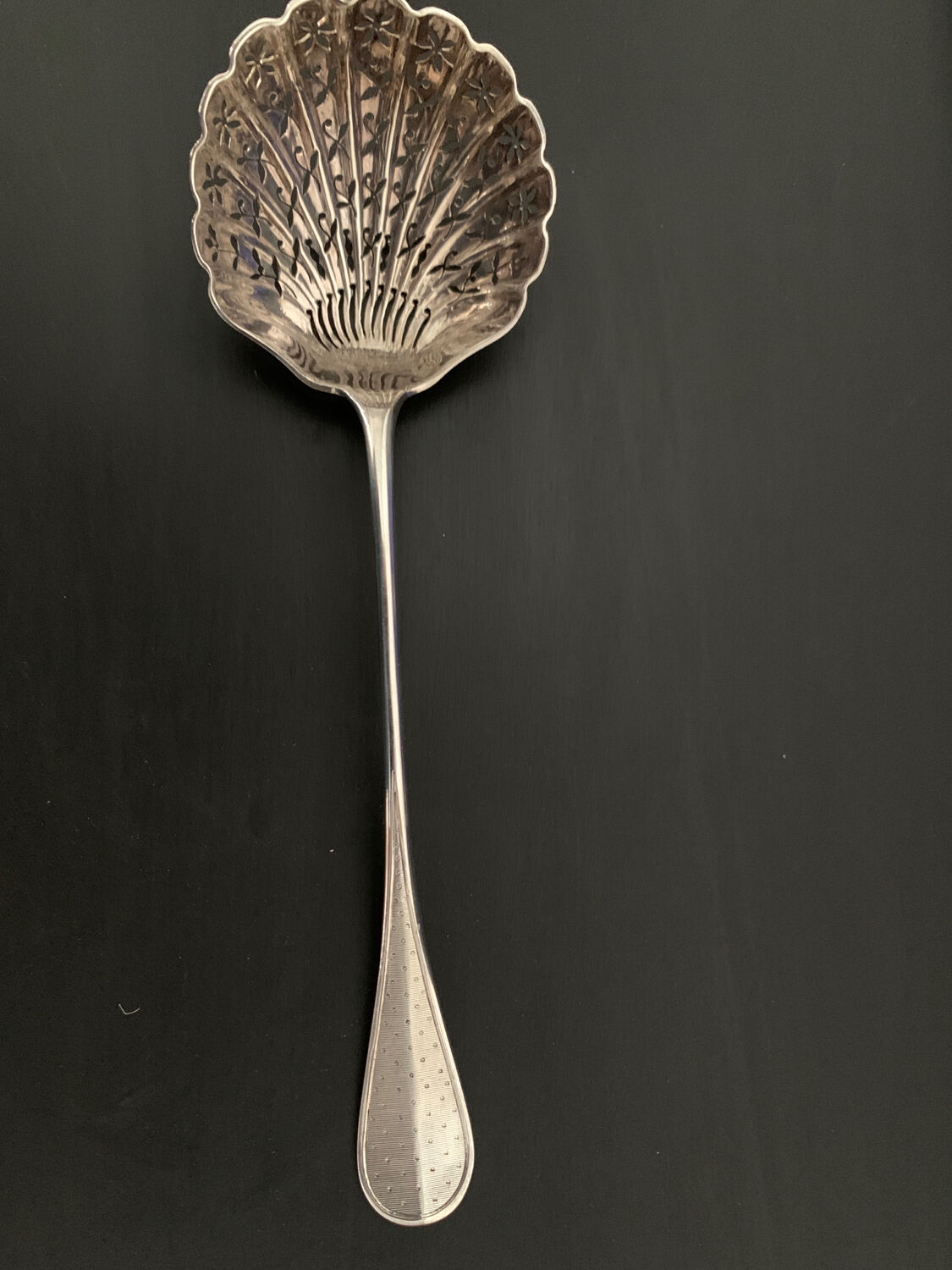 Cash dessert service