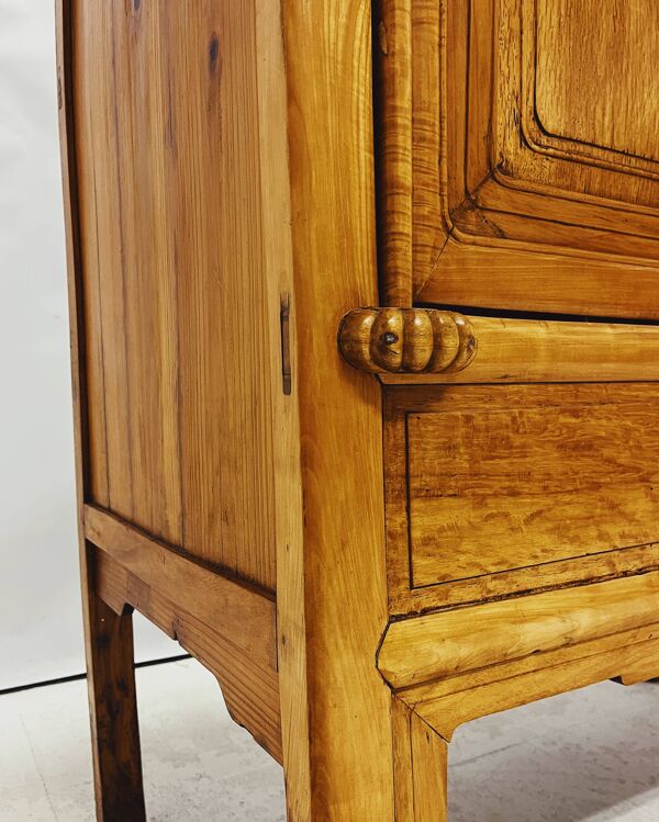 Cabinet chinois ancien