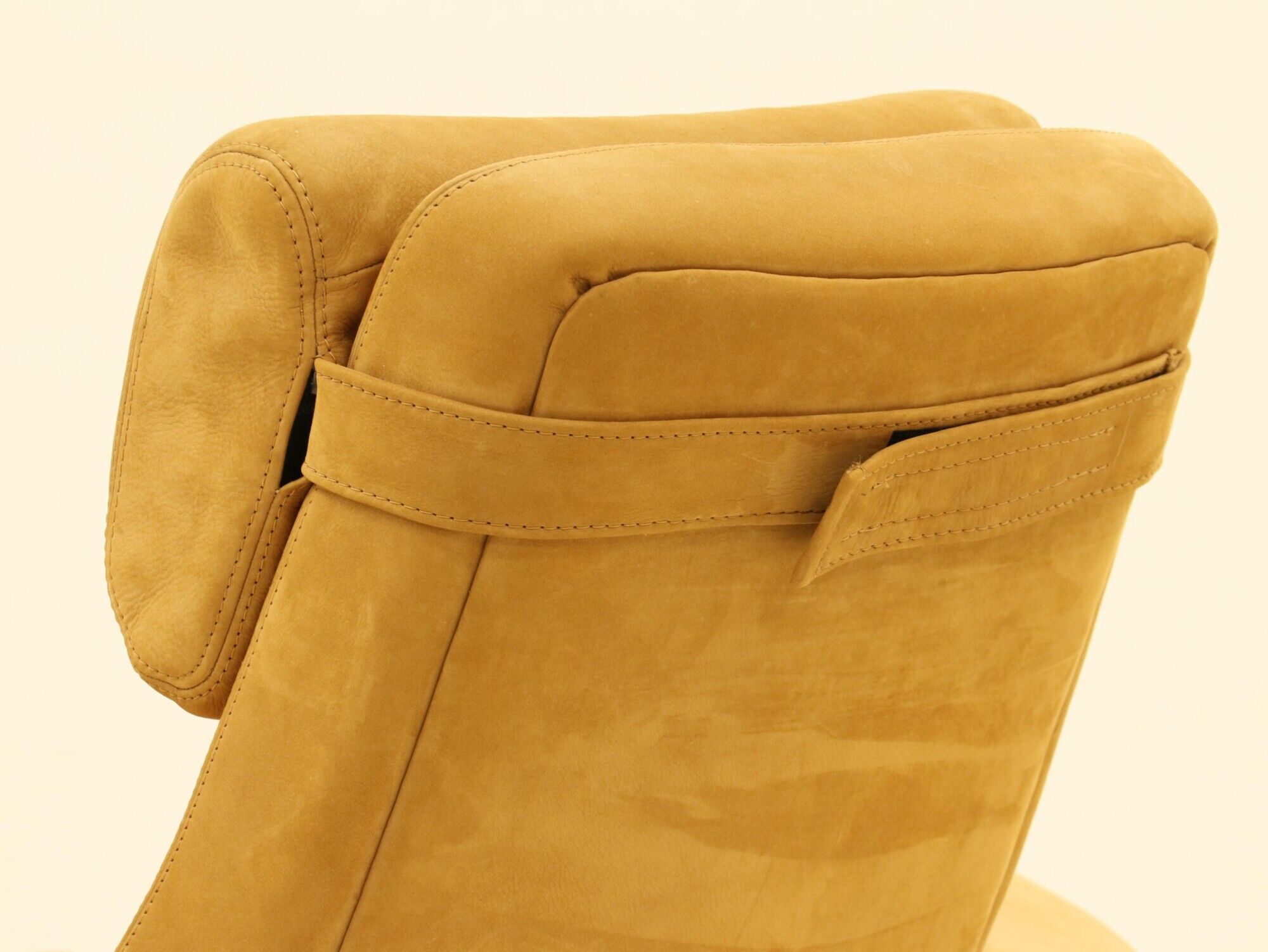 Seagull chair by Stenerik Eriksson & Gosta Berg for Fritz Hansen