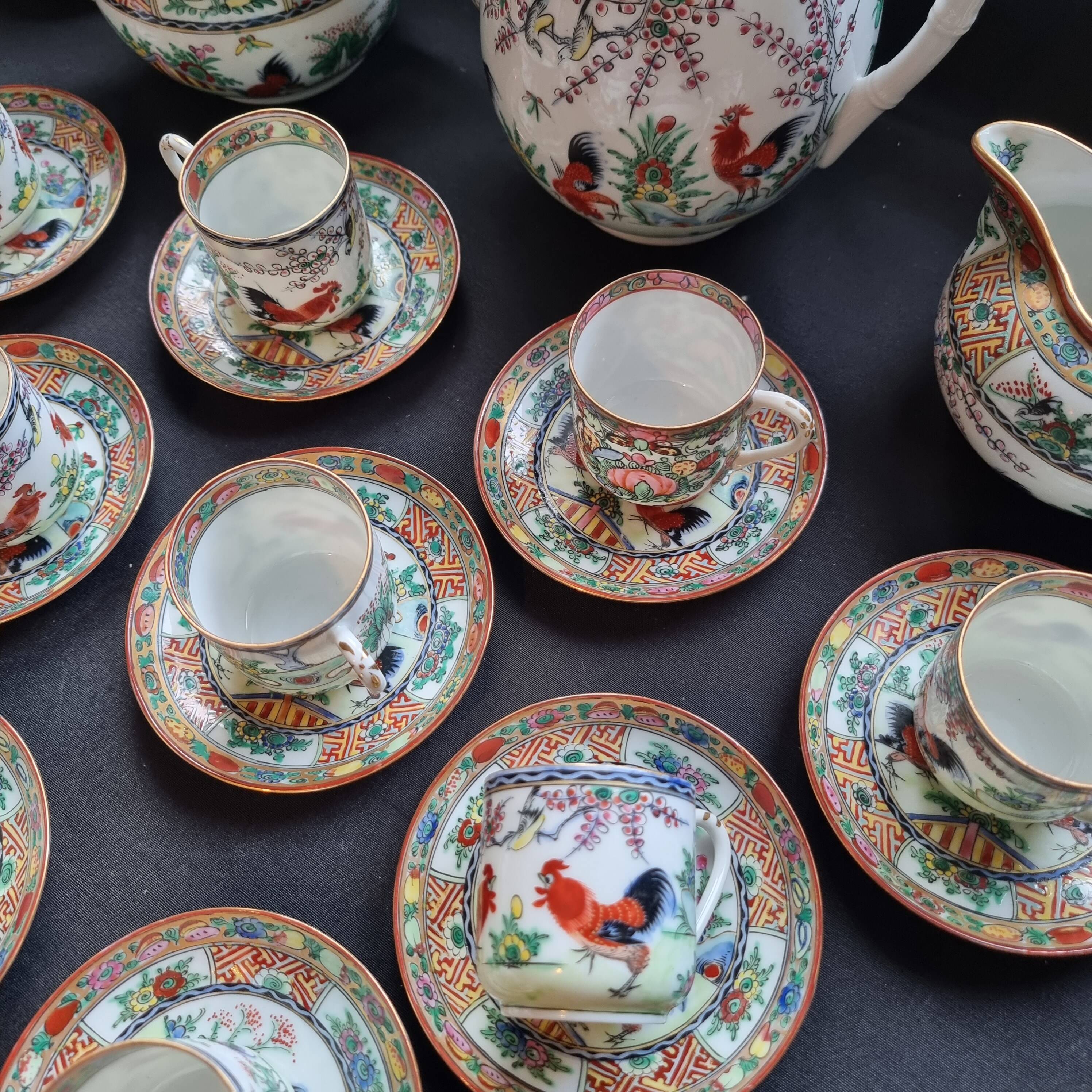 Exclusive vintage treasure: 26-piece Macau porcelain coffee service