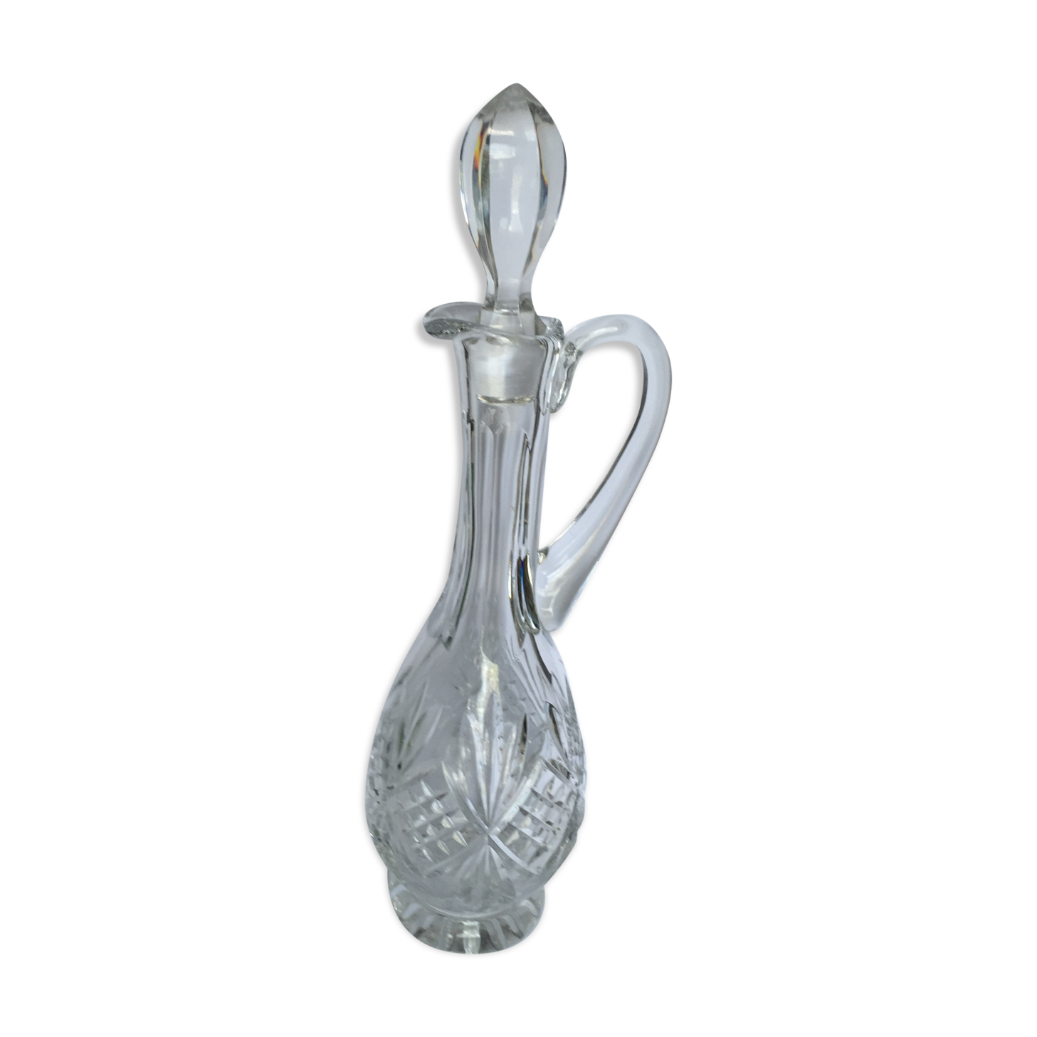 Cut rystal decanter