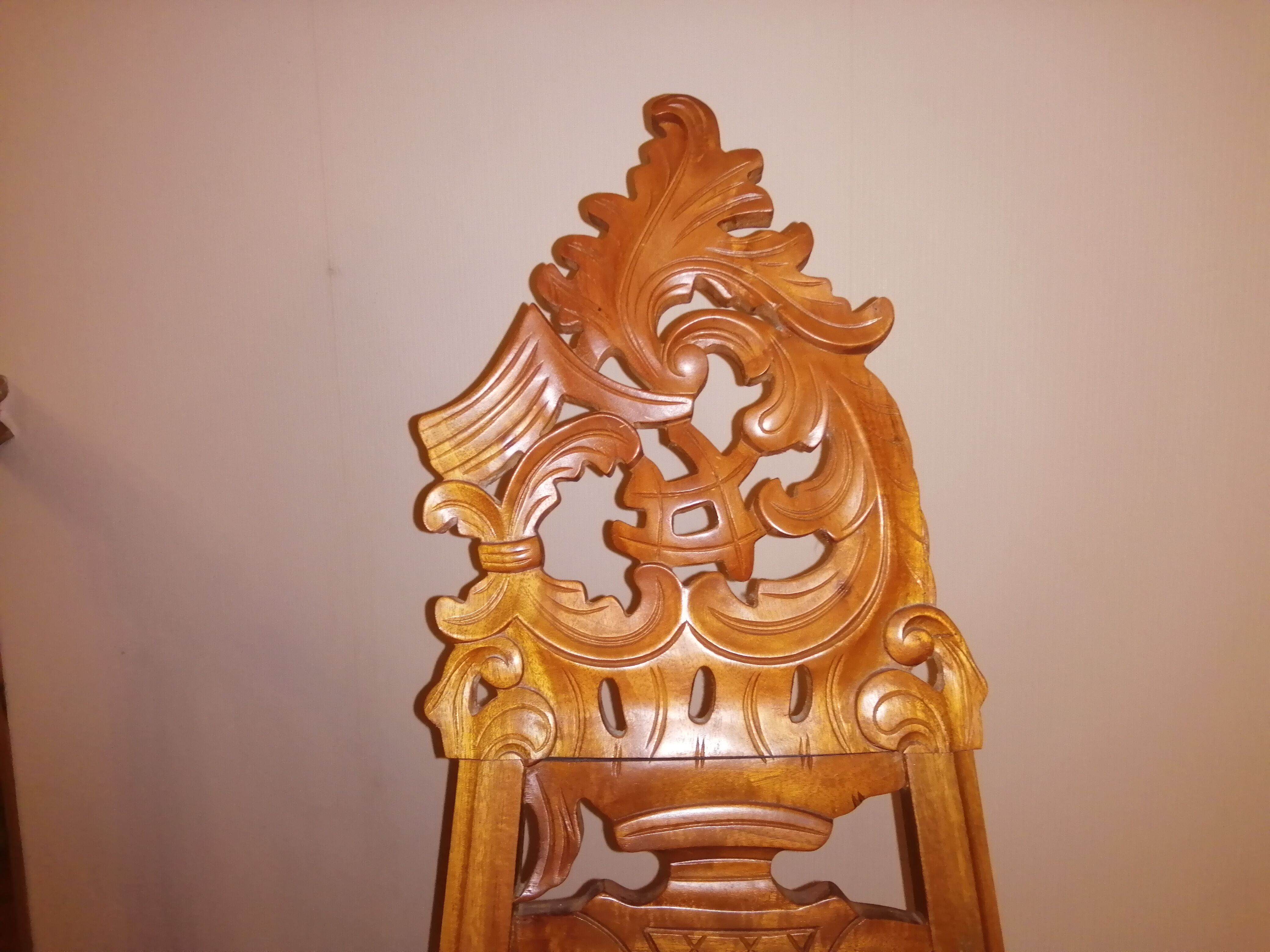 Easel in exotic carved wood, art nouveau style