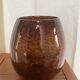 Vase en verre ambré