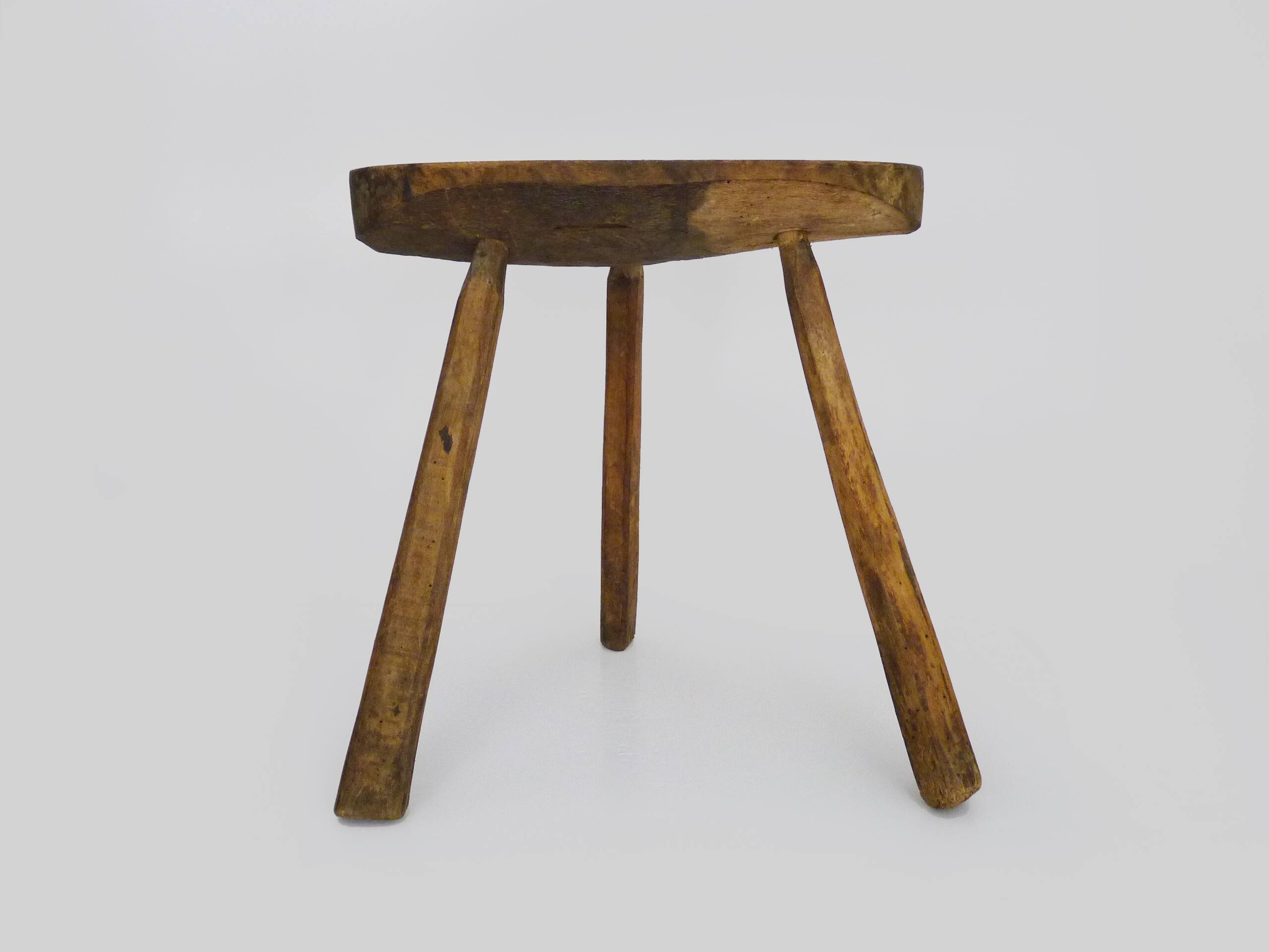 Tripod trading stool, peasant art Ariège, France nineteenth century