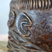 Hemba Helmet, Suku