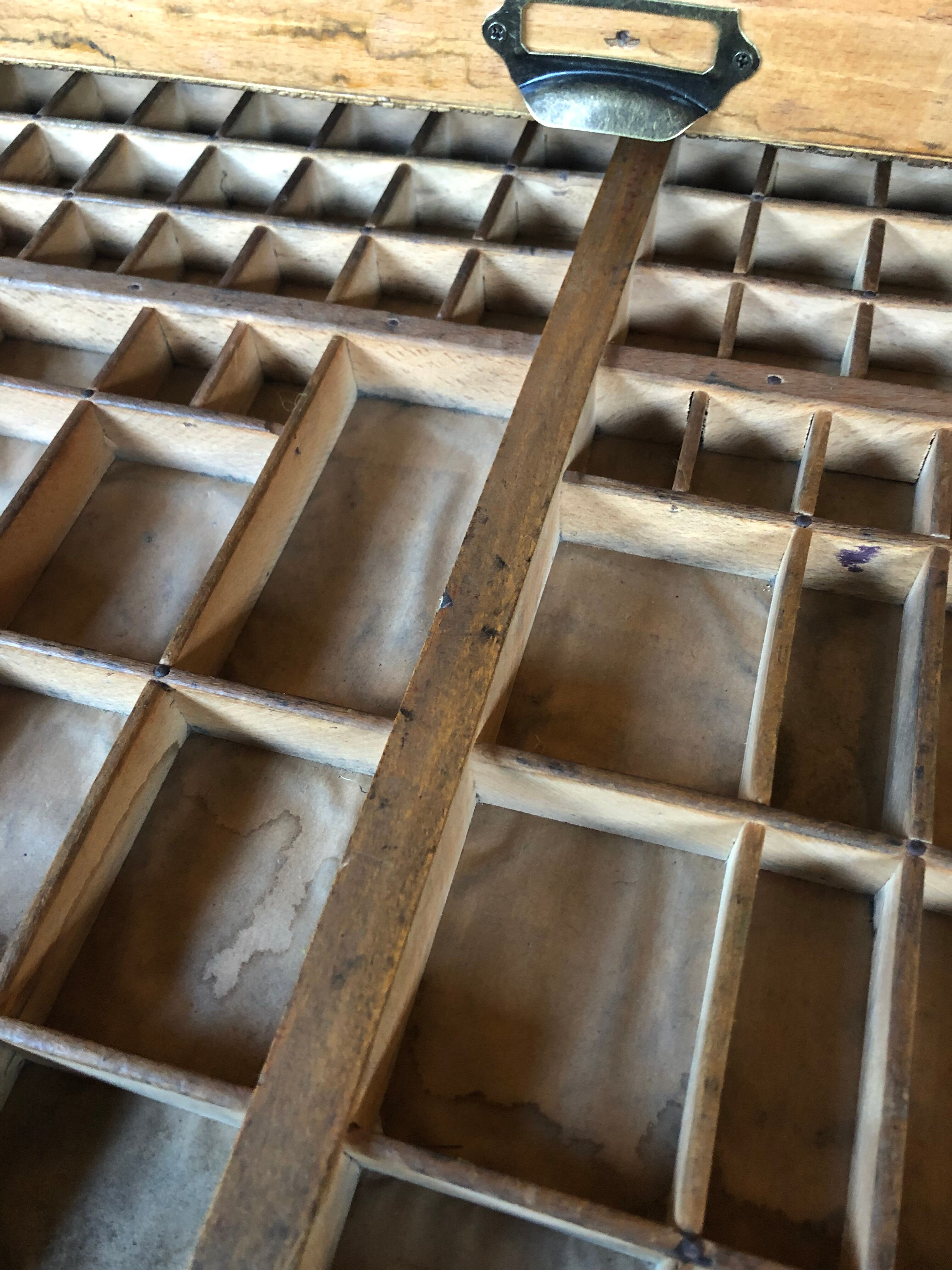 Oak craft cabinet has 13 drawers circa 40's / 50's