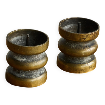 Paire de porte-bougies brutalistes en bronze patiné, années 1960