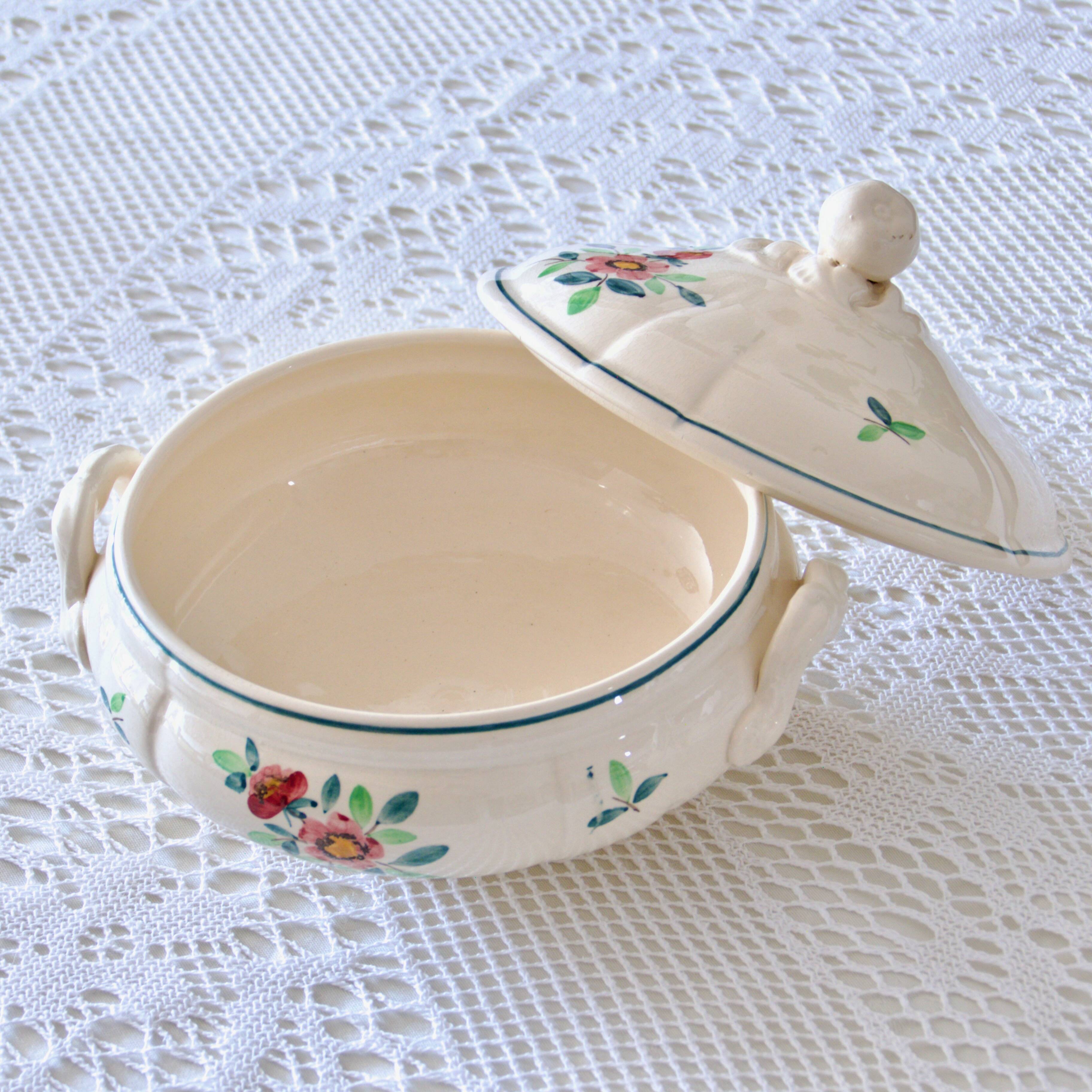 Old hand-painted Sarreguemines Amazonas soup tureen