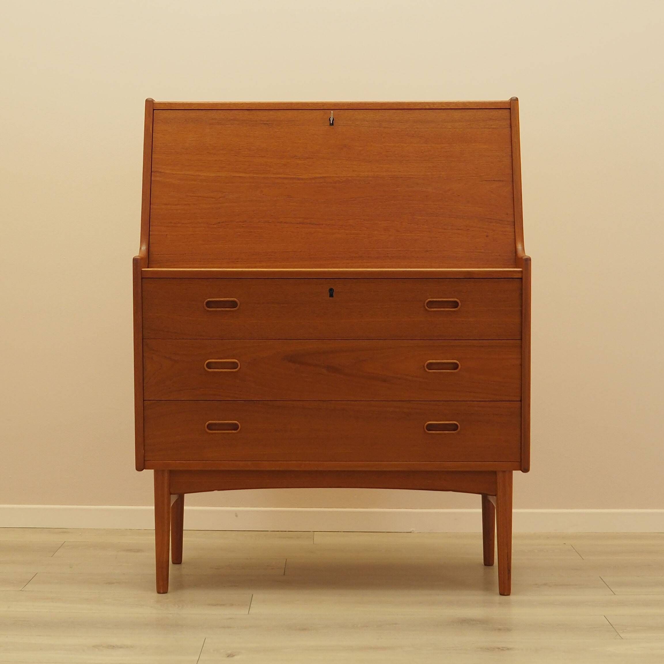 Teak secretary, Danish design, 1960s, Arne Wahl Iversen, Vinde Møbelfabrik