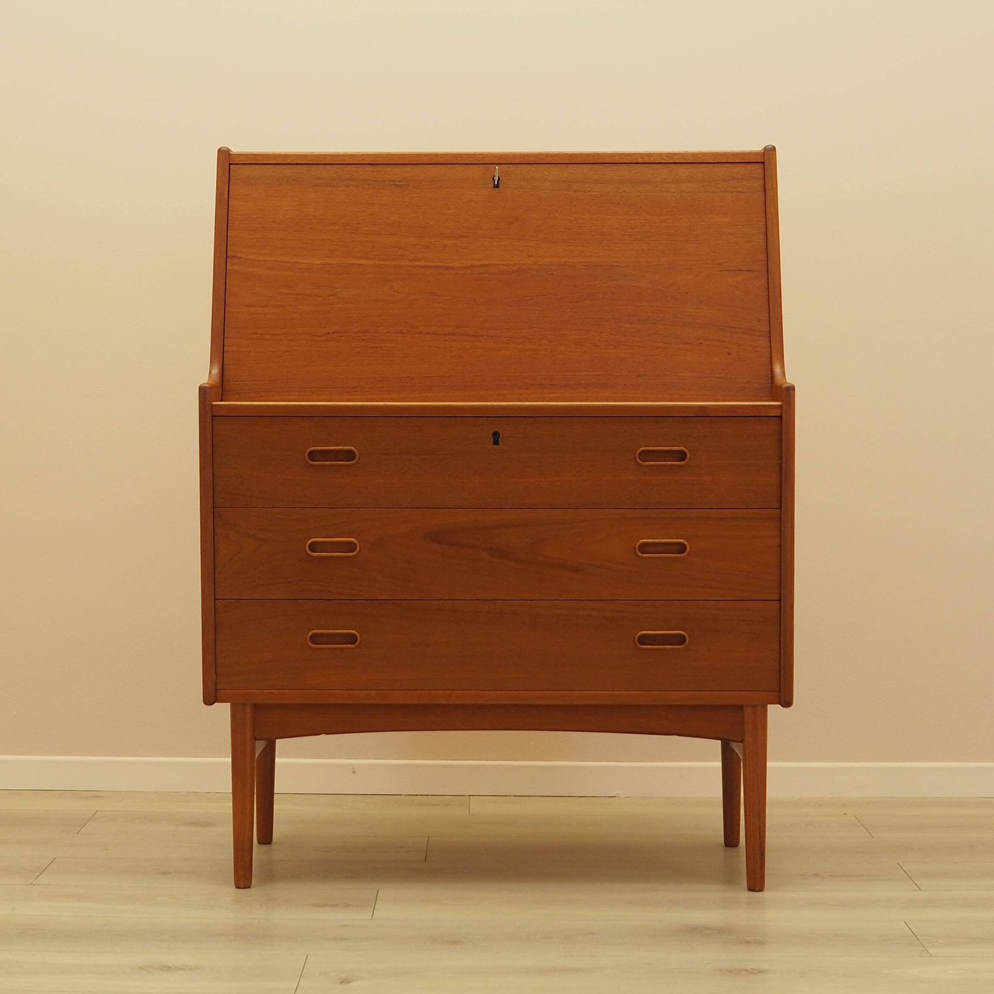 Teak secretary, Danish design, 1960s, Arne Wahl Iversen, Vinde Møbelfabrik