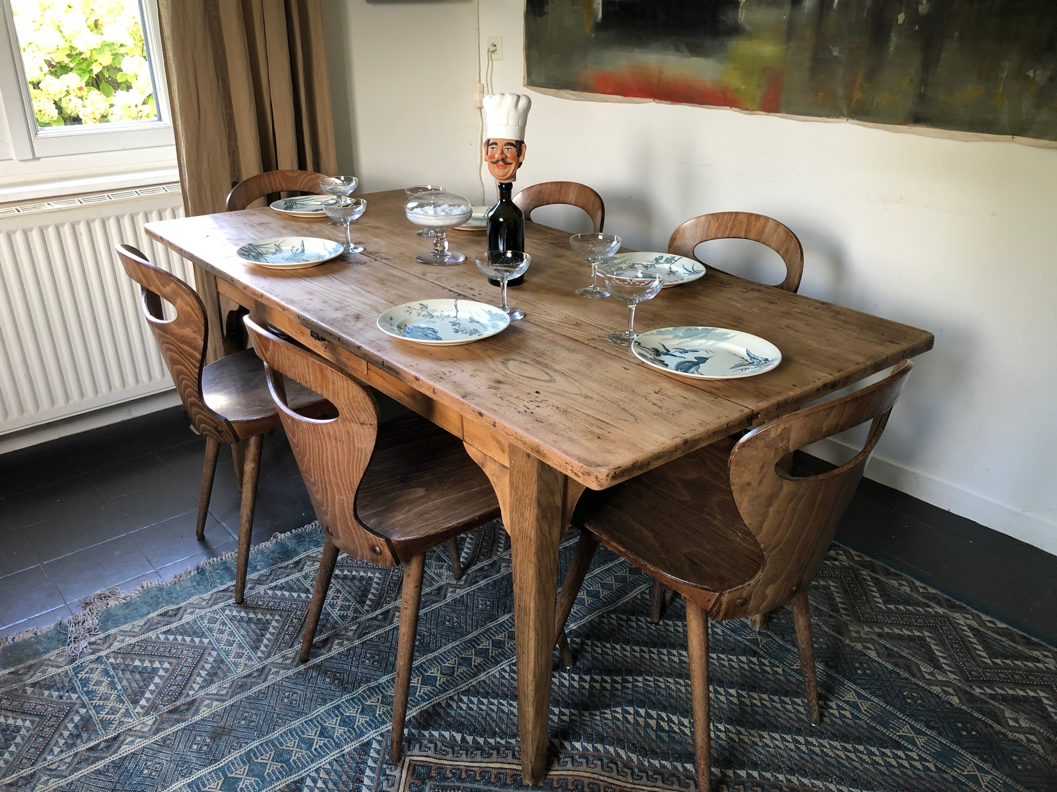 Farm table