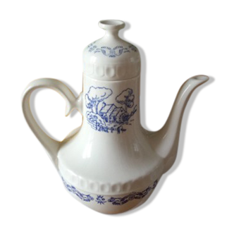 Tiled coffee maker by GIEN _Beaugency