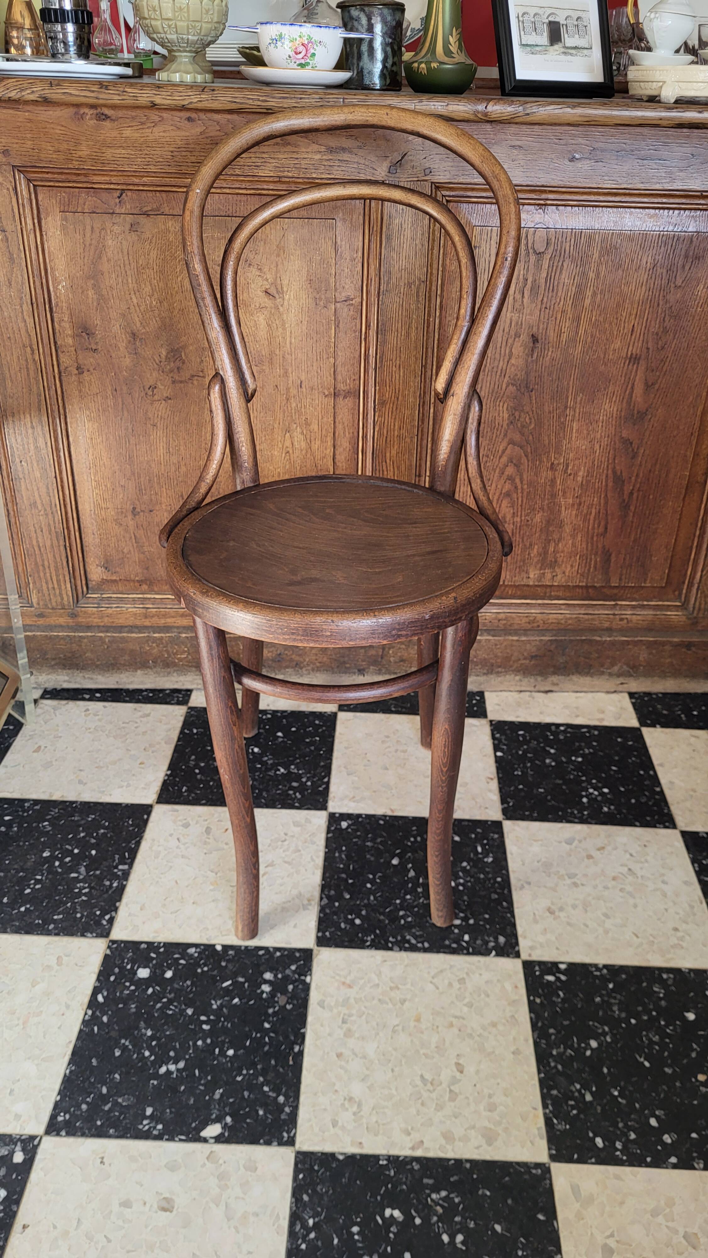 Mundus bistro chair