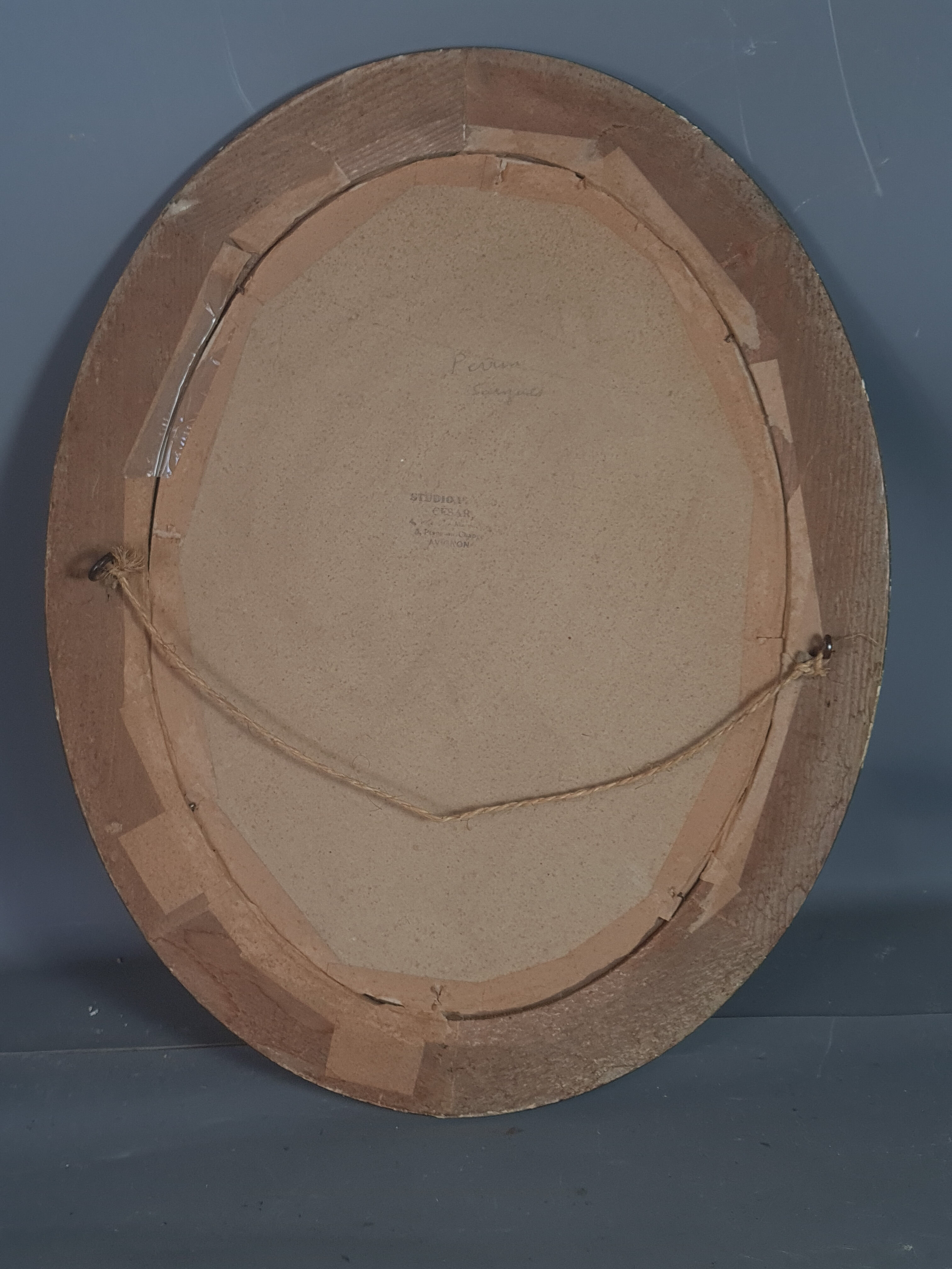 Ancien cadre oval bois stuc dor
