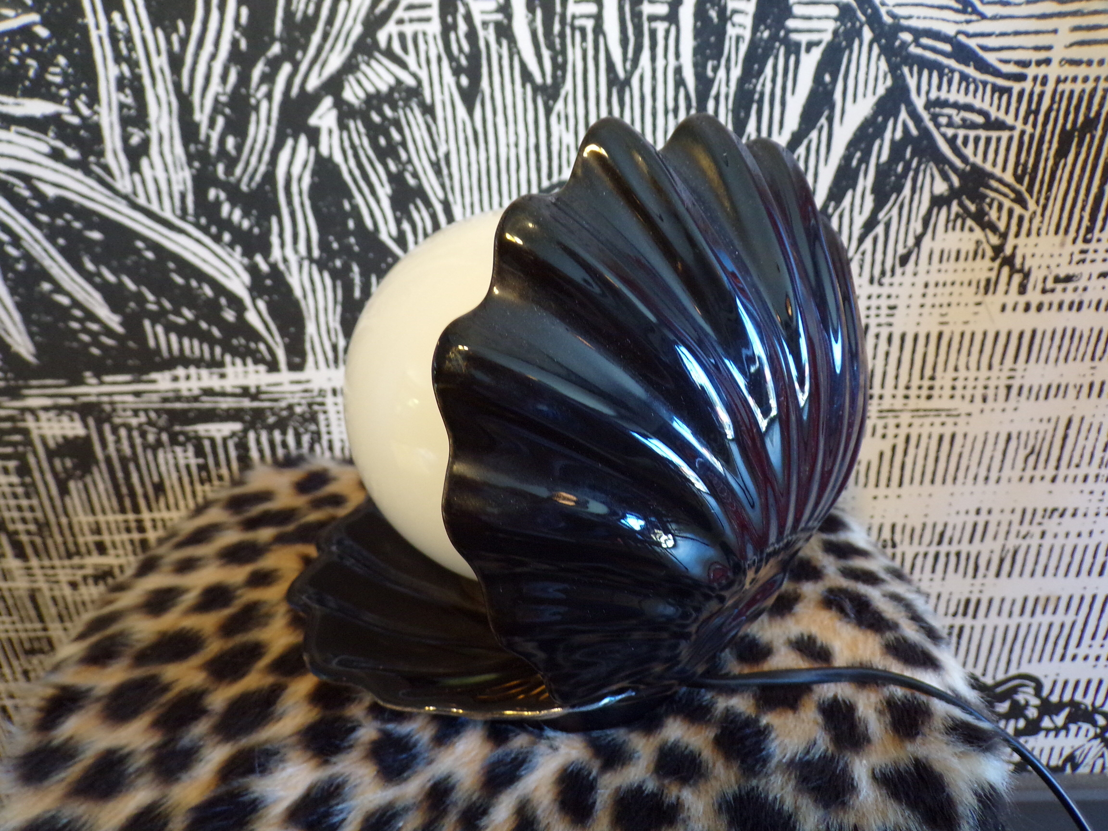 Shell lamp 1980