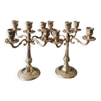 Pair of vintage candlesticks/candelabras. In golden patinated brass. 60s/70s. Art Nouveau style. Chiseled Floral/Deciduous patterns