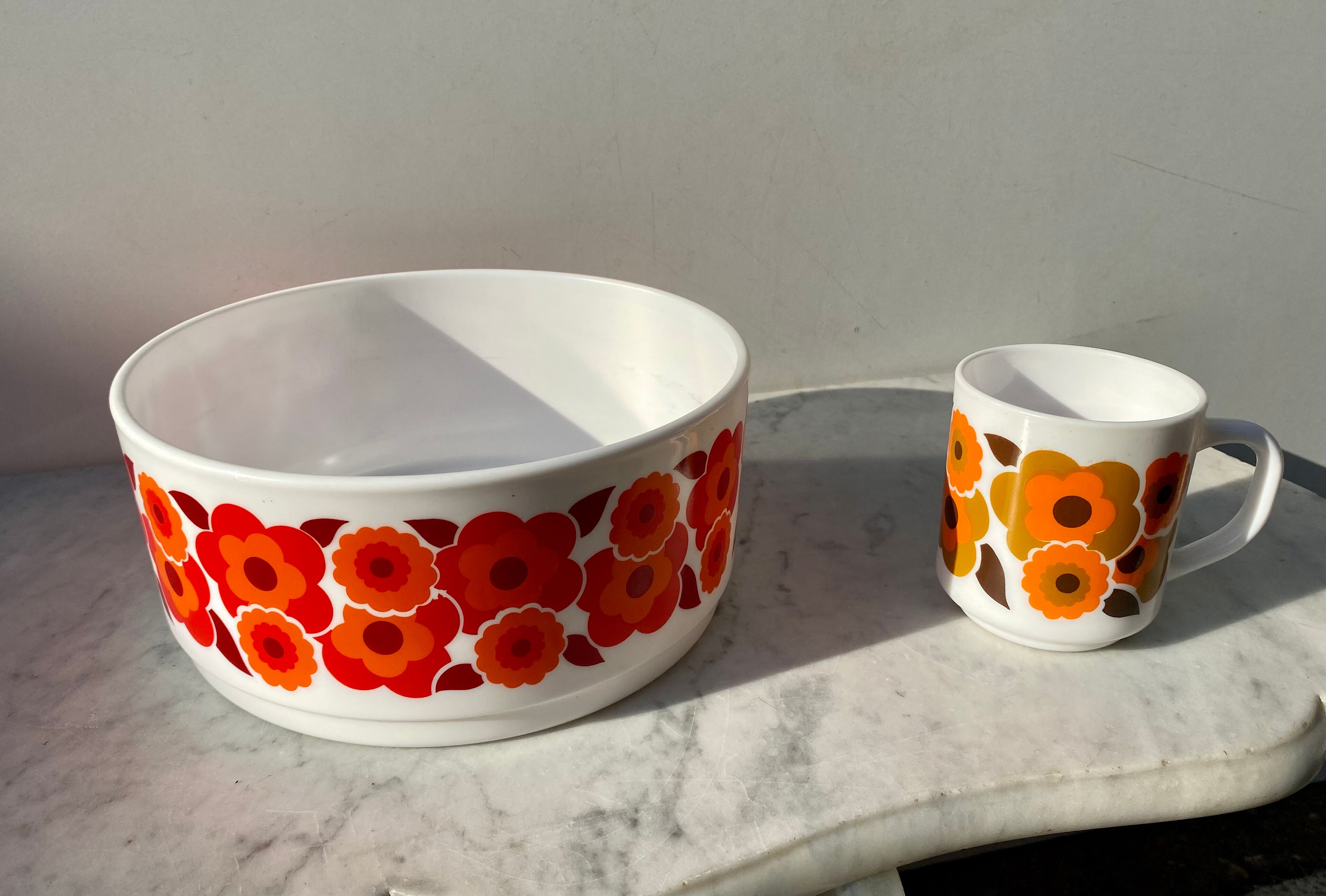 Rainbow bowl lotus orange and red vintage 70s tbe