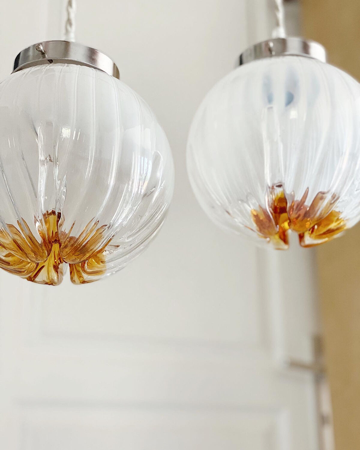 Mazzega Maxi globe pendant lights in Murano glass