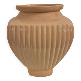 Clement pink vase