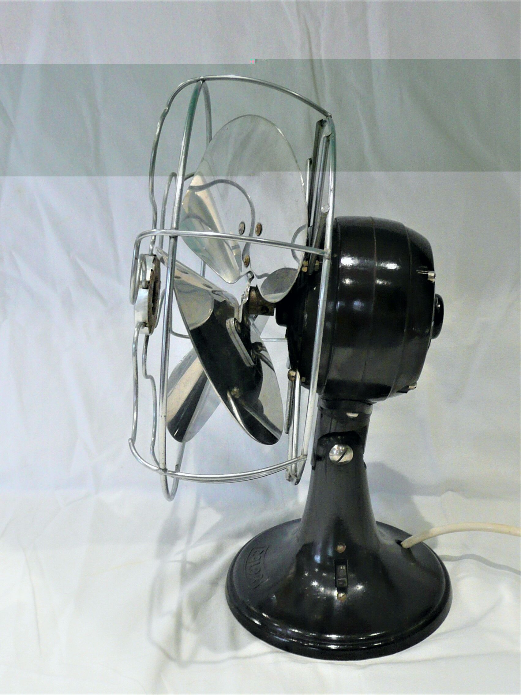 Art Deco fan 1930 Calor