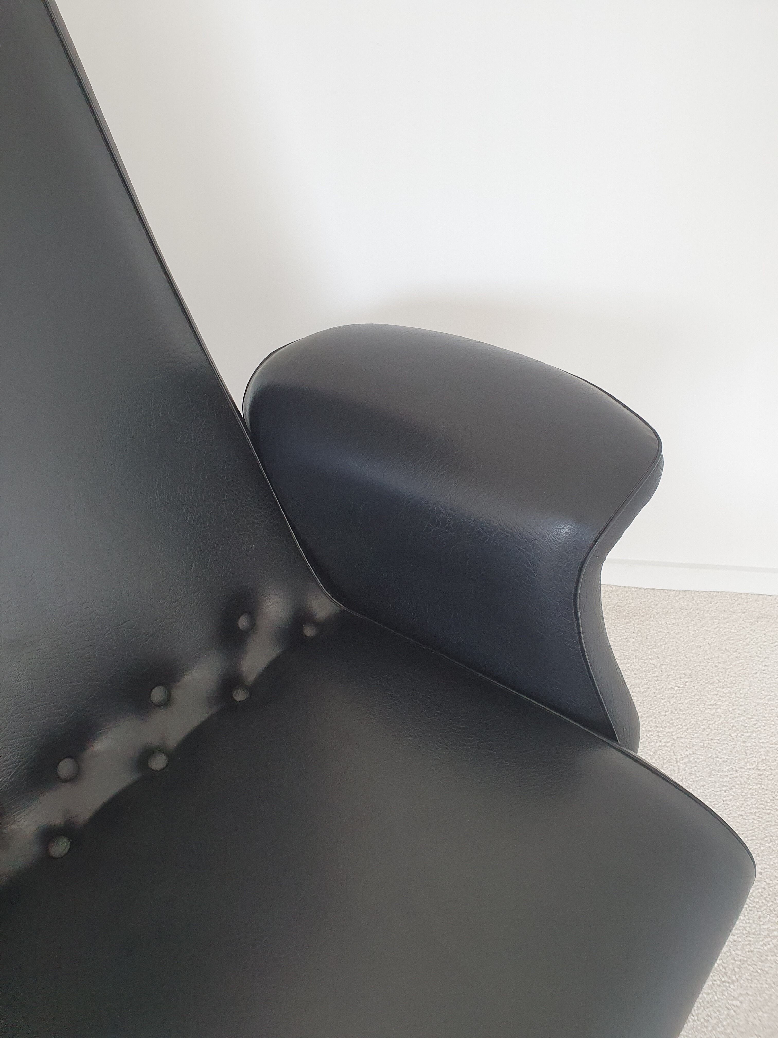 Tulip Goldsiegel louge chair