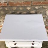 Drawer cabinet