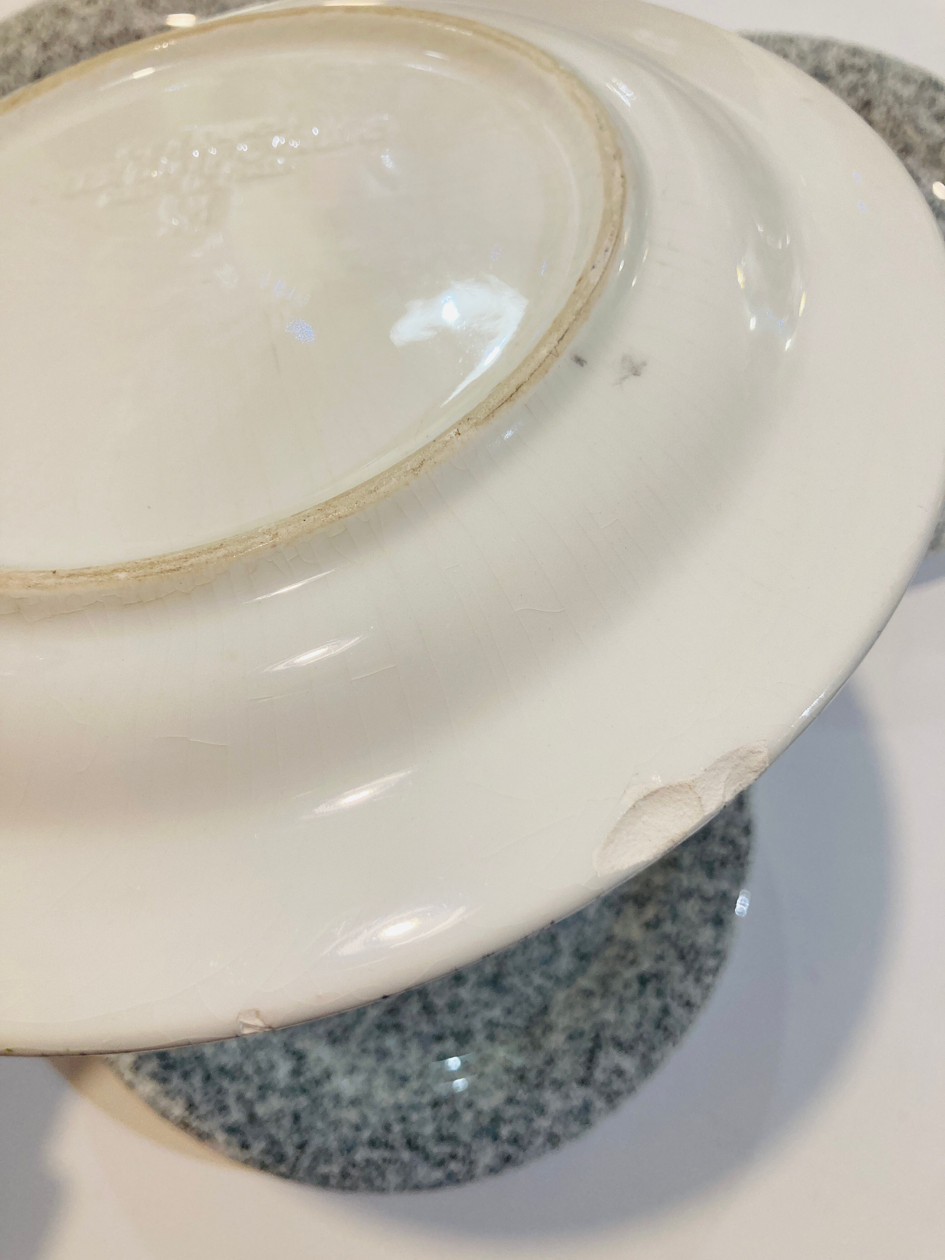 4 plates Quadrifoglio Italy speckled black and blue