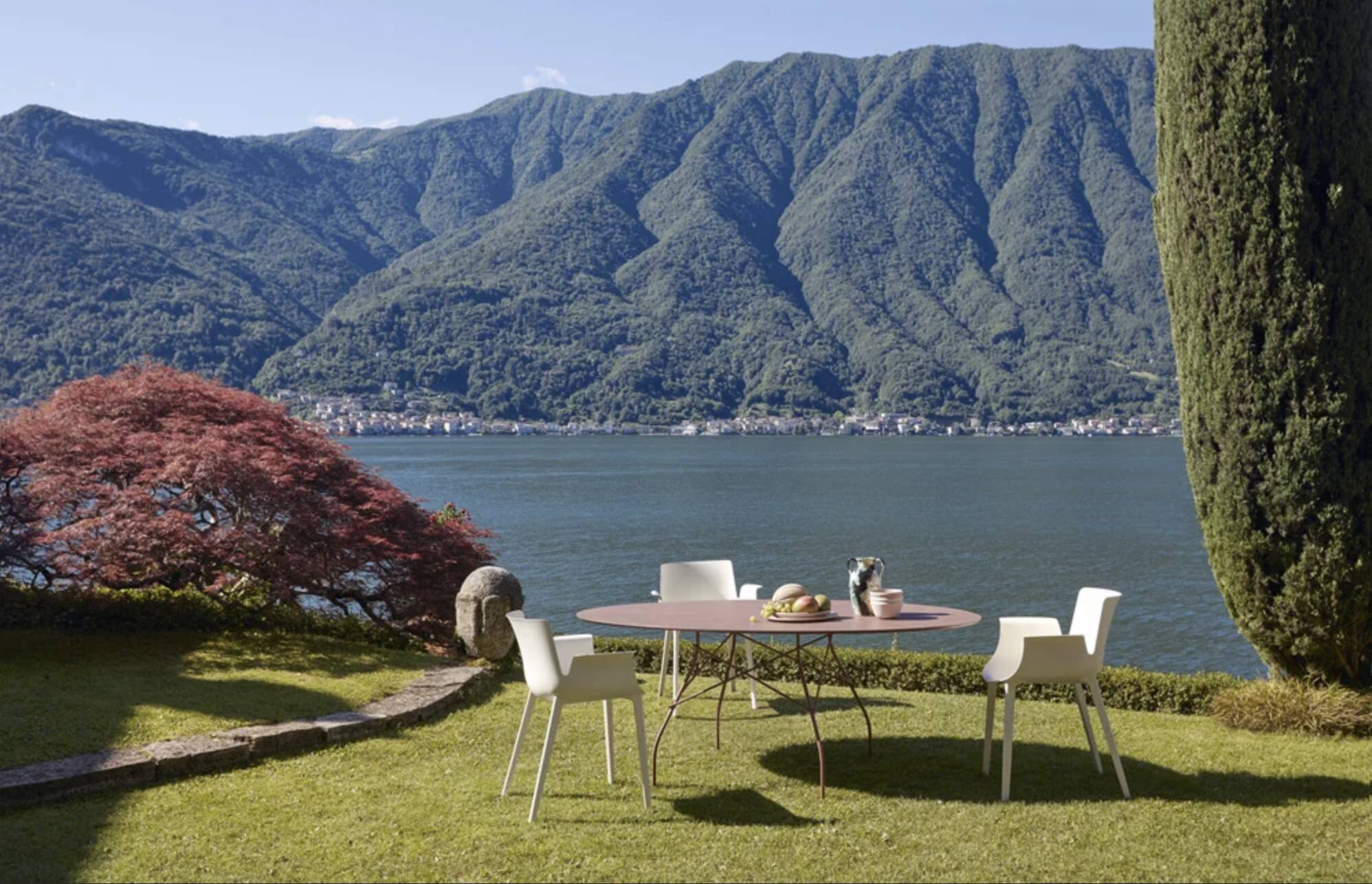 Kartell glossy xxl outdoor oval