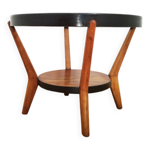 Table basse attribuée