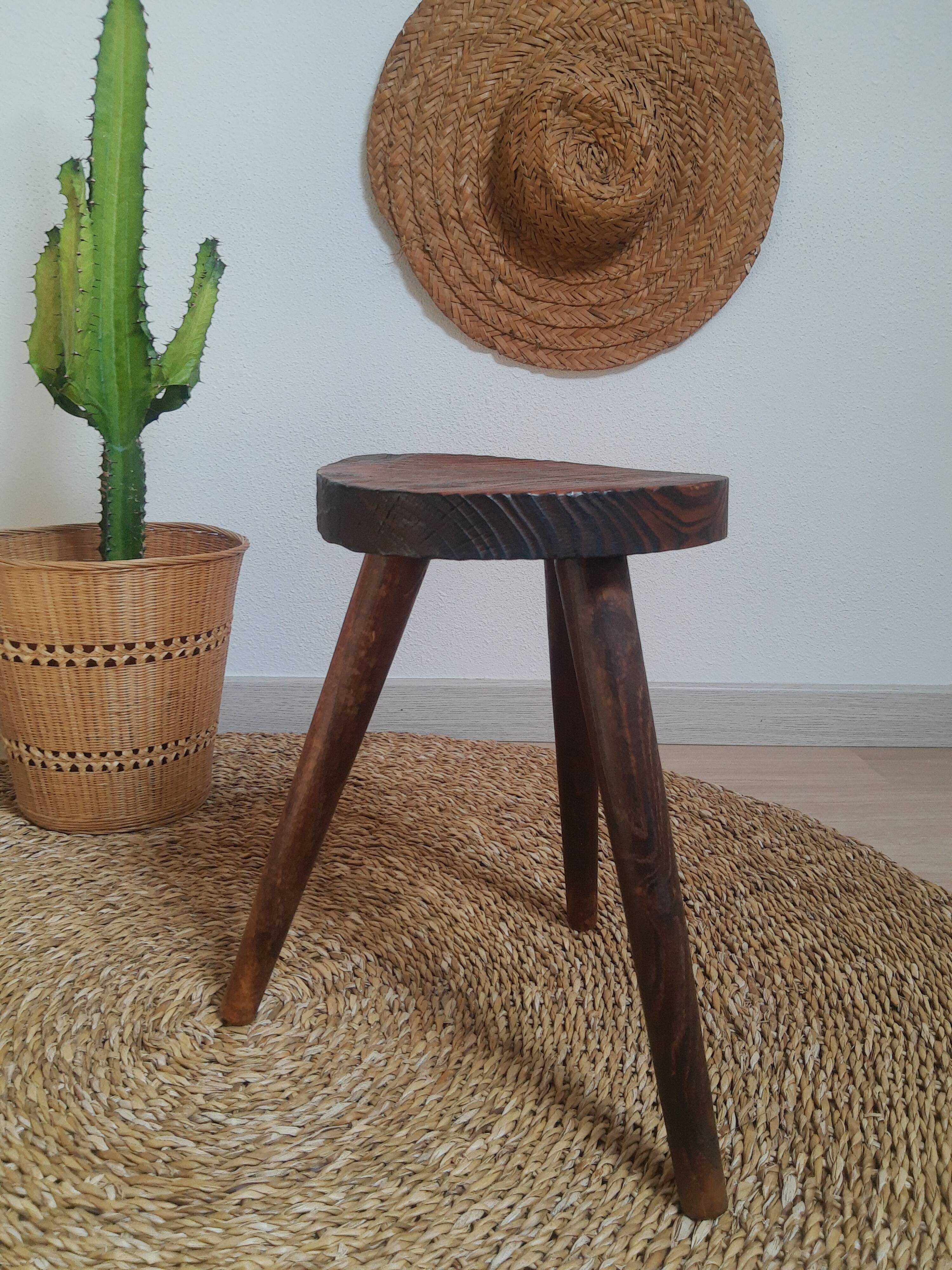 Vintage tripod campaign stool