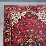 Tapis oriental vintage usé
