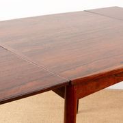 Table Danoise extensible et réversible, jeux/repas palissandre P.Hundevad.
