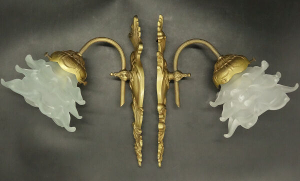 Pair of Louis XV style wall lamps