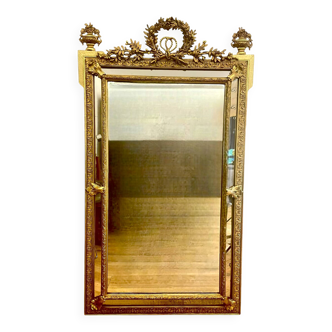 Miroir en bois doré style Louis XVI