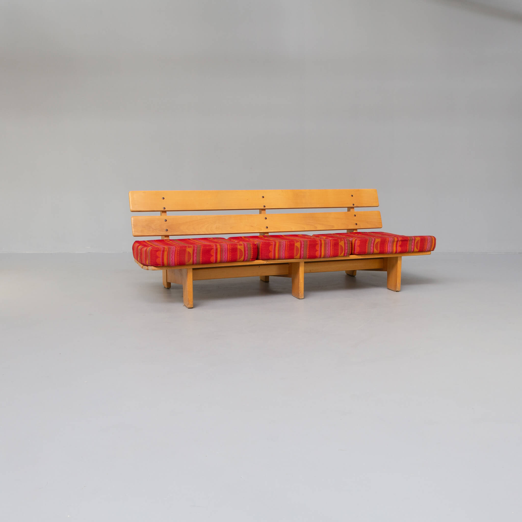 80s low three seat slatted bench / sofa