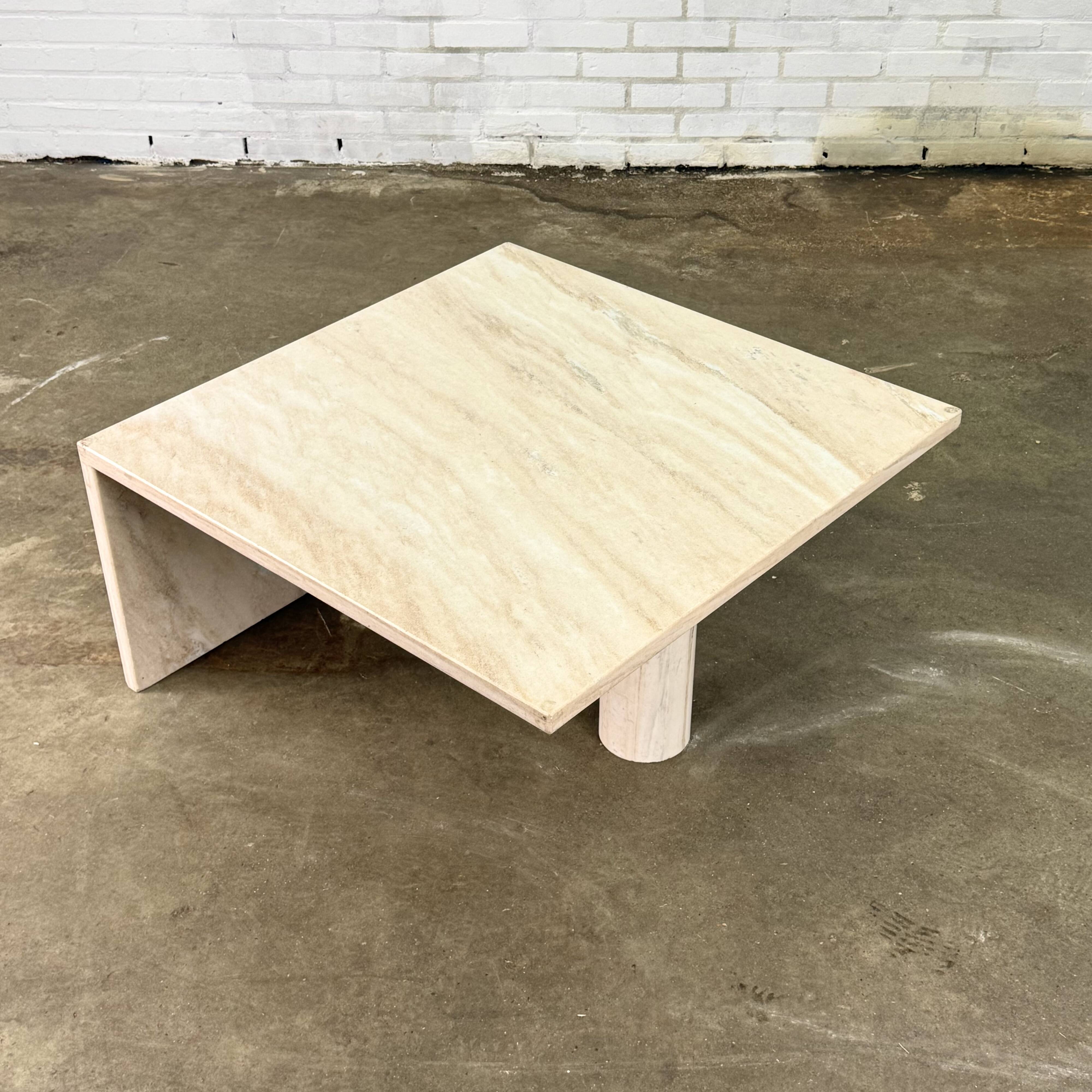 Table basse en marbre italien Palissandro