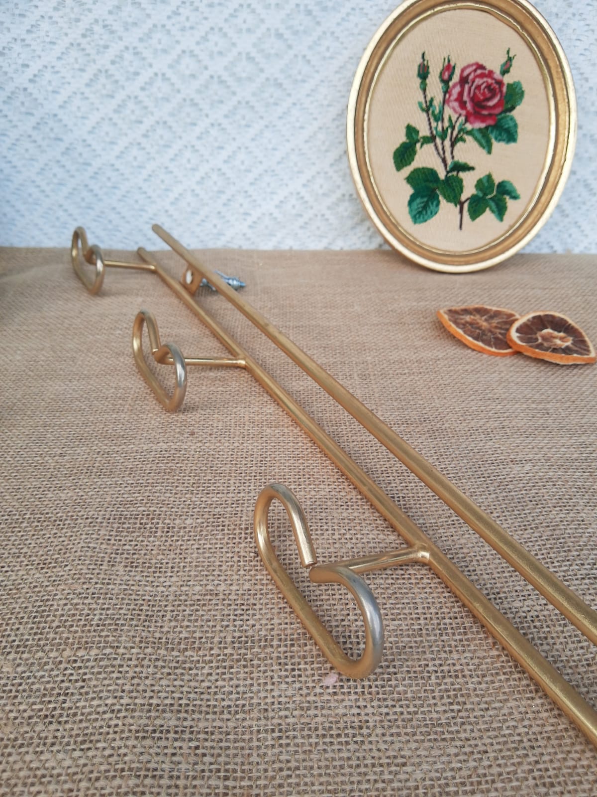 Porte manteau 4 patères en métal doré vintage