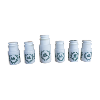 Apothecary pots in white opal
